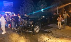Bursa'da kamyonet ile ambulansın çarpıştığı kazada yaralanan yatalak kadın hayatını kaybetti