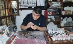 Çankırı'da bir zanaatkar tuzdan satranç takımı yaptı