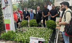 Çolpan İlhan doğum gününde kabri başında anıldı