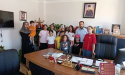 Çorum'da çocuklar, limonata satarak kazandıkları 10 bin 660 lirayı Filistinli akranlarına bağışladı