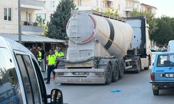 Çorum'da silobas dorse takılı tırın çarptığı çocuk hayatını kaybetti