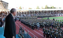 Cumhurbaşkanı Erdoğan: 'Kahraman ordumuzu yıpratmaya çalışanlar, herkesten önce karşılarında bizi bulacaklardır. Sizin hakkınızı, hukukunuzu kimseye çiğnetmeyiz'