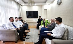Cumhurbaşkanı Erdoğan'ın "Terörsüz Türkiye" mektubu Mersin'de şehit annesine ulaştı