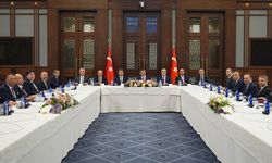 Cumhurbaşkanı Yardımcısı Cevdet Yılmaz, TİSK heyetini kabul etti
