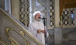Diyanet İşleri Başkanı Erbaş, Eyüpsultan Camisi'nde hutbe irat etti: