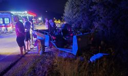 Düzce'de otomobil ile tarım aracının çarpıştığı kazada 3 kişi yaralandı