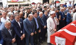 Eski Bayındırlık ve İskan Bakanı Demir'in cenazesi Trabzon'da toprağa verildi