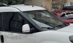 Eyüpsultan'da evinin önünde silahlı saldırıya uğrayan kişi ağır yaralandı