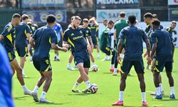 Fenerbahçe, Feyenoord maçı hazırlıklarını tamamladı