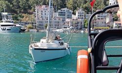 Fethiye'de sürüklenen teknedeki 2 kişi kurtarıldı