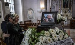 Foto muhabiri Garbis Loris Özatay son yolculuğuna uğurlandı