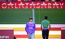 Galatasaray, Osimhen ve Sane için imza töreni düzenledi