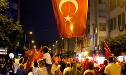 Hatay'da 30 Ağustos Zafer Bayramı dolayısıyla fener alayı düzenlendi