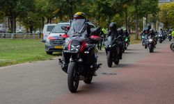 Hollanda'da motosiklet sürücülerinden Filistin'e destek gösterisi