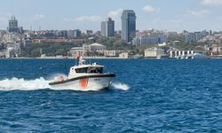 İstanbul Boğazı'ndaki yüzme yarışında Rus yüzücü kayboldu