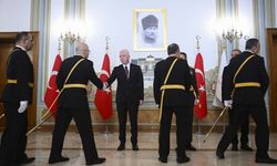 İstanbul Valisi Gül, 30 Ağustos Zafer Bayramı dolayısıyla tebrikleri kabul etti