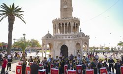 İzmir'de 30 Ağustos Zafer Bayramı kutlama programı düzenlendi