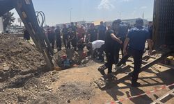 Kahramanmaraş'ta göçük altında kalan iş makinesi operatörü kurtarıldı
