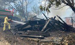 Kastamonu'da çıkan yangında ev ve ahır kullanılamaz hale geldi