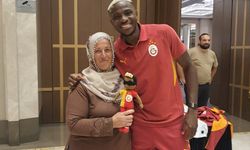 Kayserili Neslihan teyze Osimhen ile bir araya geldi