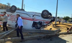 Manisa'da ambulansla otomobilin çarpıştığı kazada 1 kişi öldü, 6 kişi yaralandı
