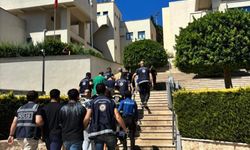 Marmaris'te göçmen kaçakçılığı operasyonunda 10 şüpheli tutuklandı
