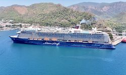 'Mein Schiff 5' kruvaziyeri ile Marmaris'e 2748 turist geldi