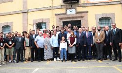 Milli Eğitim Bakanı Tekin Trabzon'da 'Ailem' dizisi setini ziyaret etti:
