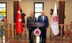 Milli Savunma Bakanı Güler, Genelkurmay Başkanı Orgeneral Bayraktaroğlu'nu kabul etti