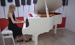 'Mutlak kulak' Aylin, Türkiye'nin kültürünü ve müzikal zenginliğini dünyaya tanıtmak istiyor