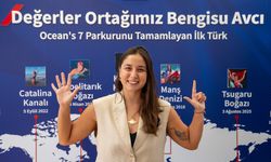Okyanus Yedilisi'ni tamamlayan ilk Türk yüzücü Bengisu Avcı, basınla buluştu