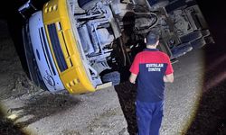 Siirt'te devrilen vincin sürücüsü yaralandı
