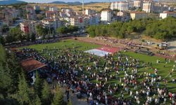 SOLOTÜRK, Manisa'nın Demirci ilçesinde gösteri uçuşu yaptı
