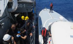 TCG Bozcaada karakol gemisi personelinden yaralı vatandaşa ilk müdahale