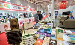 Tüm dünyadan kitapseverler İstanbul'daki Arapça Kitap Fuarı'nda buluştu