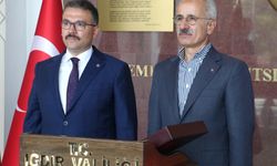Ulaştırma ve Altyapı Bakanı Uraloğlu, Iğdır'da ziyaretlerde bulundu