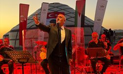 Yavuz Bingöl, Malazgirt Zaferi kutlamaları kapsamında Malazgirt'te sahne aldı