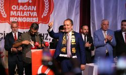 Yeniden Refah Partisi Genel Başkanı Erbakan, partisinin Malatya kongresinde konuştu: