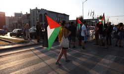 Yunanistan'da Filistin destekçileri İsraillileri taşıyan gemiyi protesto etti