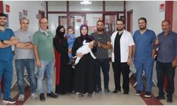 Diyarbakır'da iki bebek biyonik kulak ameliyatıyla ilk kez duymaya başladı