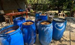 Adana'da 2 bin 930 litre sahte içki ele geçirildi
