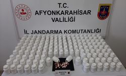 Afyonkarahisar'da uyuşturucu operasyonunda yakalanan 2 şüpheli tutuklandı