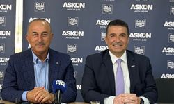 AK Parti Antalya Milletvekili Çavuşoğlu, Antalya'da iş insanları ile buluştu