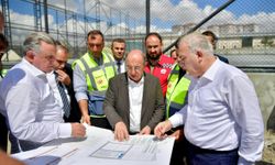 Bakan Bak, Fatih'in yeni yaşam merkezi Silivrikapı Spor Köyü'nü yerinde inceledi