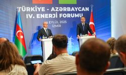 Bakan Bayraktar, İzmir'de Azerbaycanlı mevkidaşı Şahbazov ile basın toplantısı düzenledi