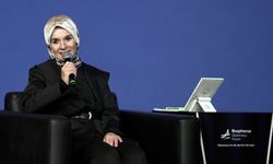 Bakan Göktaş, 'Bosphorus Diplomasi Forumu'nda' gençlerle bir araya geldi: