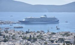 Bodrum'a 'Marella Discovery 2' kruvaziyeriyle 1769 yolcu geldi