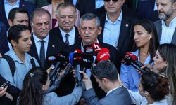 CHP Genel Başkanı Özel, İstanbul Adliyesi önünde konuştu: