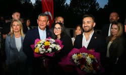 CHP Genel Başkanı Özel, Uşak'ta açılışa katıldı