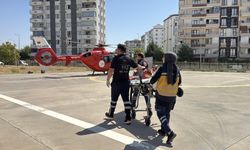 Diyarbakır'da ambulans helikopter kalp krizi geçiren hasta için havalandı